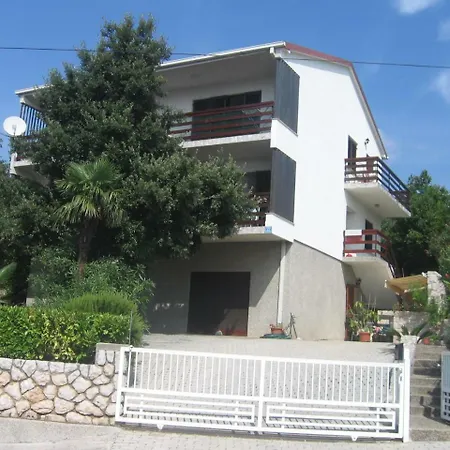 Stjepan 6+2 Crikvenica